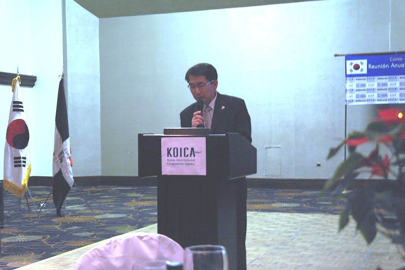 La Embajada y la Agencia de Cooperación de Corea realizan encuentro anual de ex becarios dominicanos