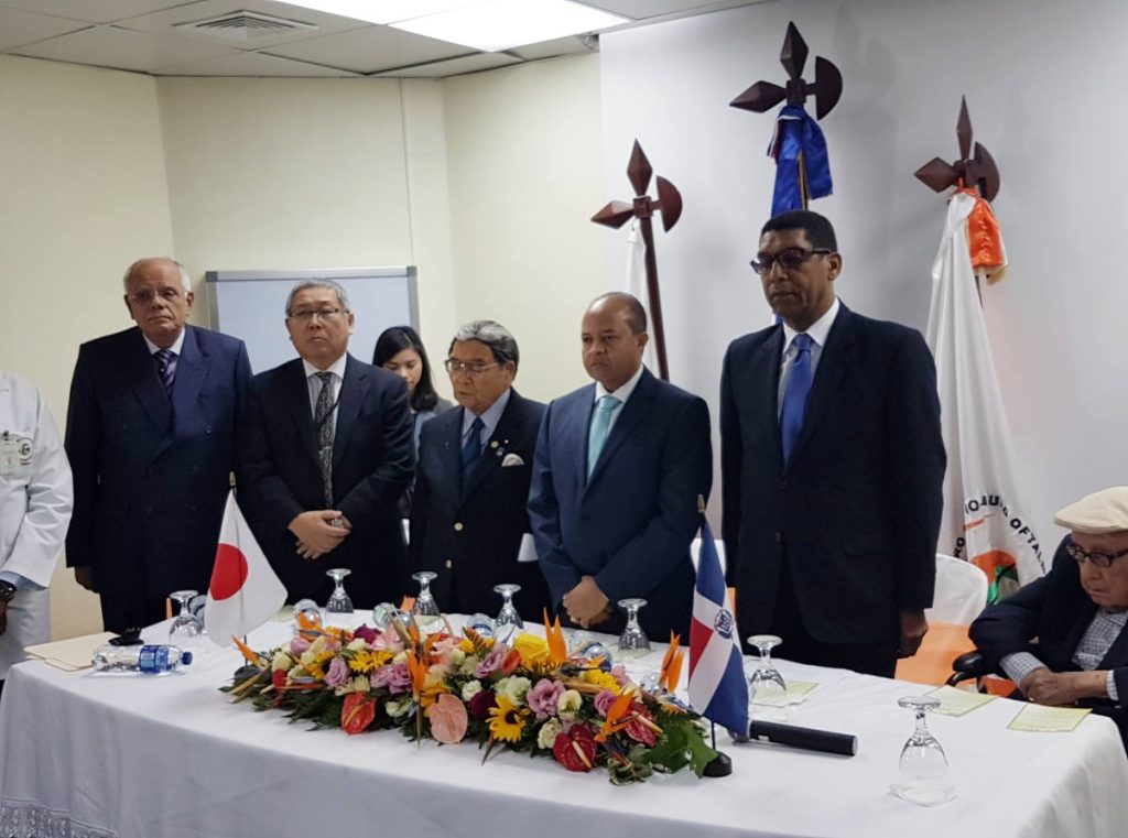 Modernizan el banco de córneas de Cecanot con equipos de última generación japoneses