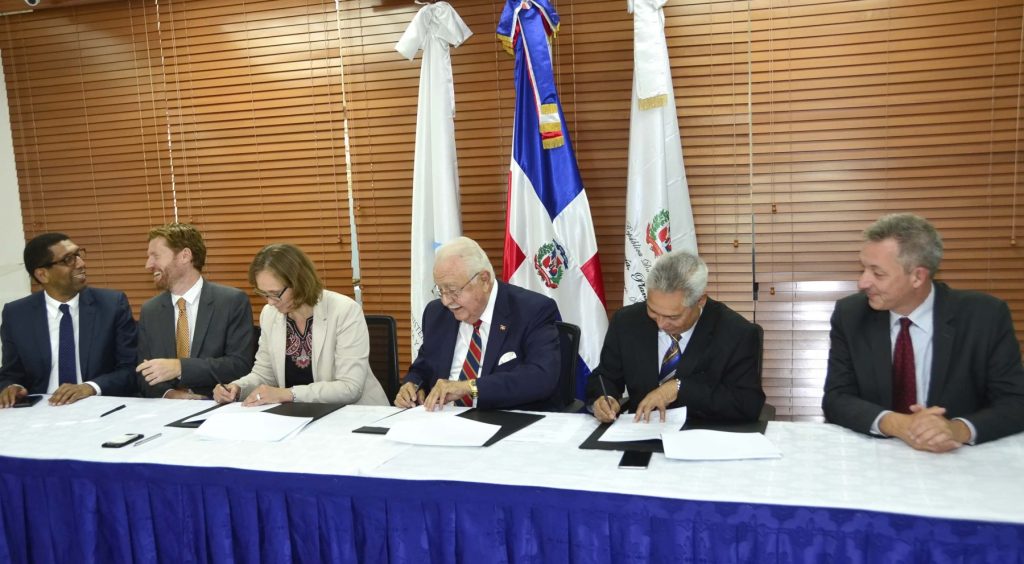 Alemania coopera con 4.8 millones de euros para apoyo técnico a Ministerio de Energía y Minas de RD