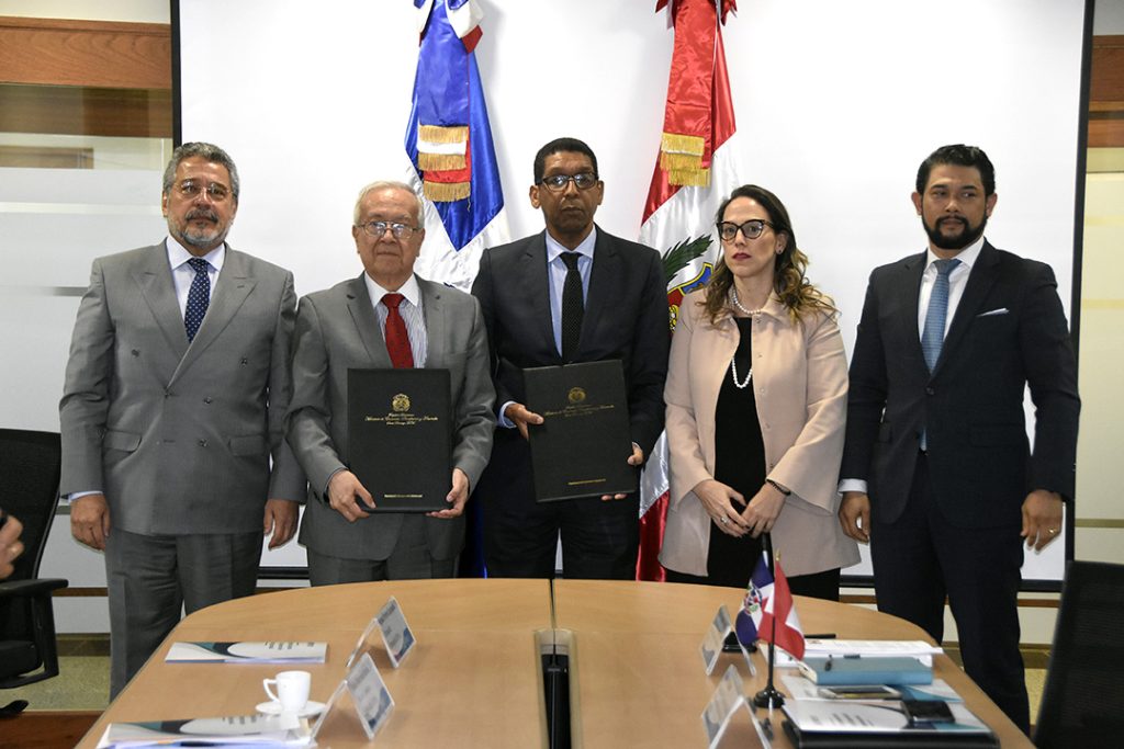 Perú y RD acuerdan ejecución de proyectos de cooperación 2018-2020