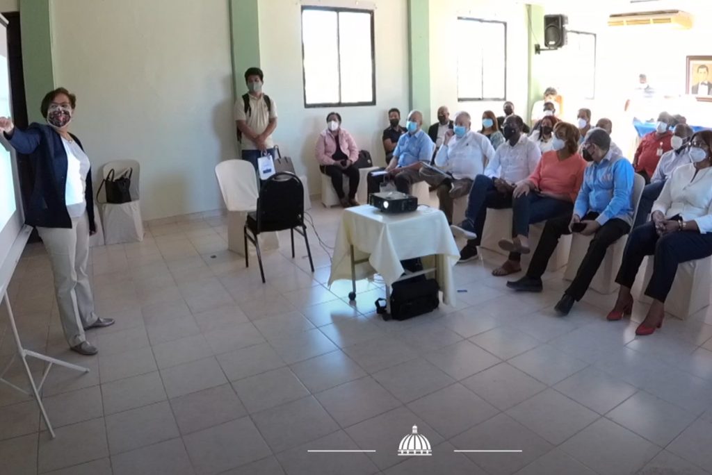 Indican proyectos priorizados para el desarrollo de Pedernales