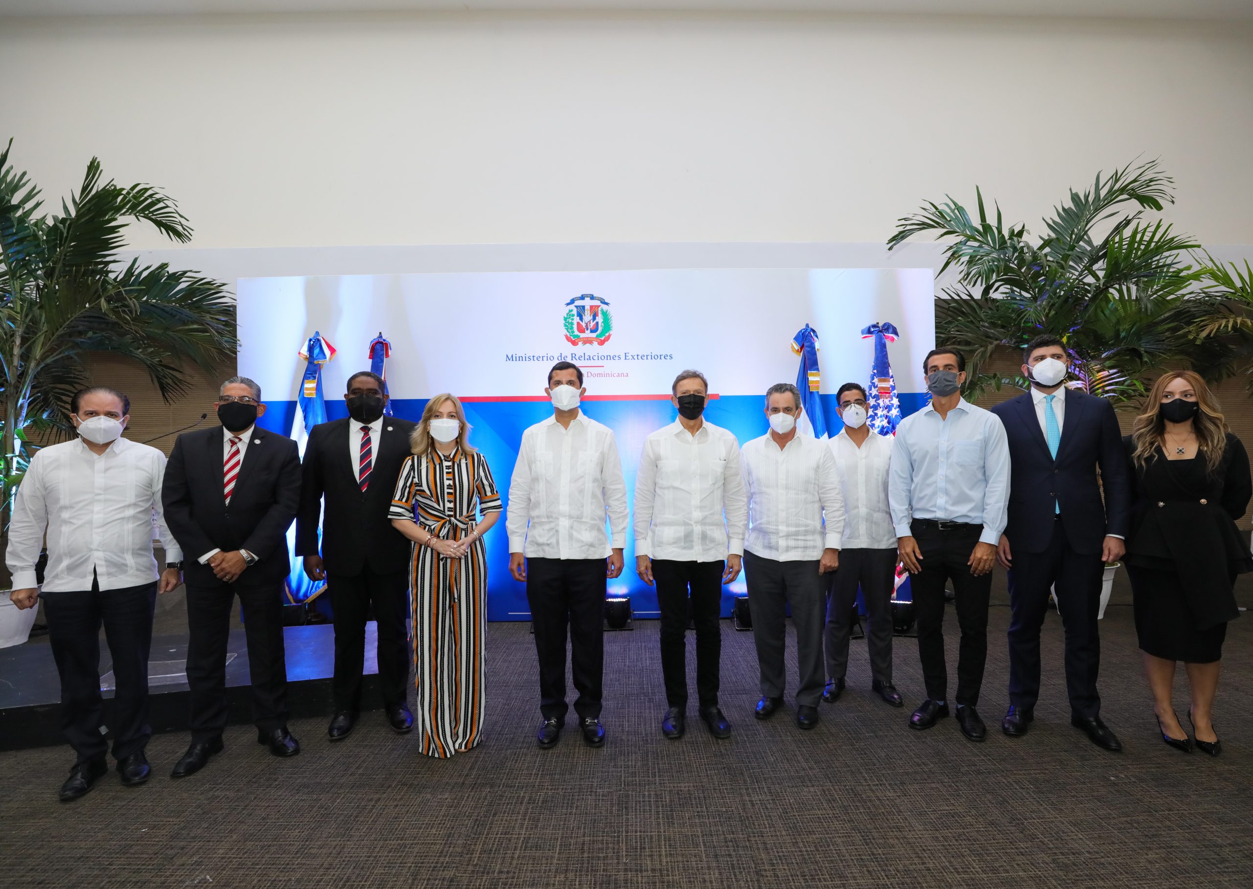 Gobierno dominicano y AMCHAMDR realizan 6ta Reunión Ordinaria de las mesas de trabajo