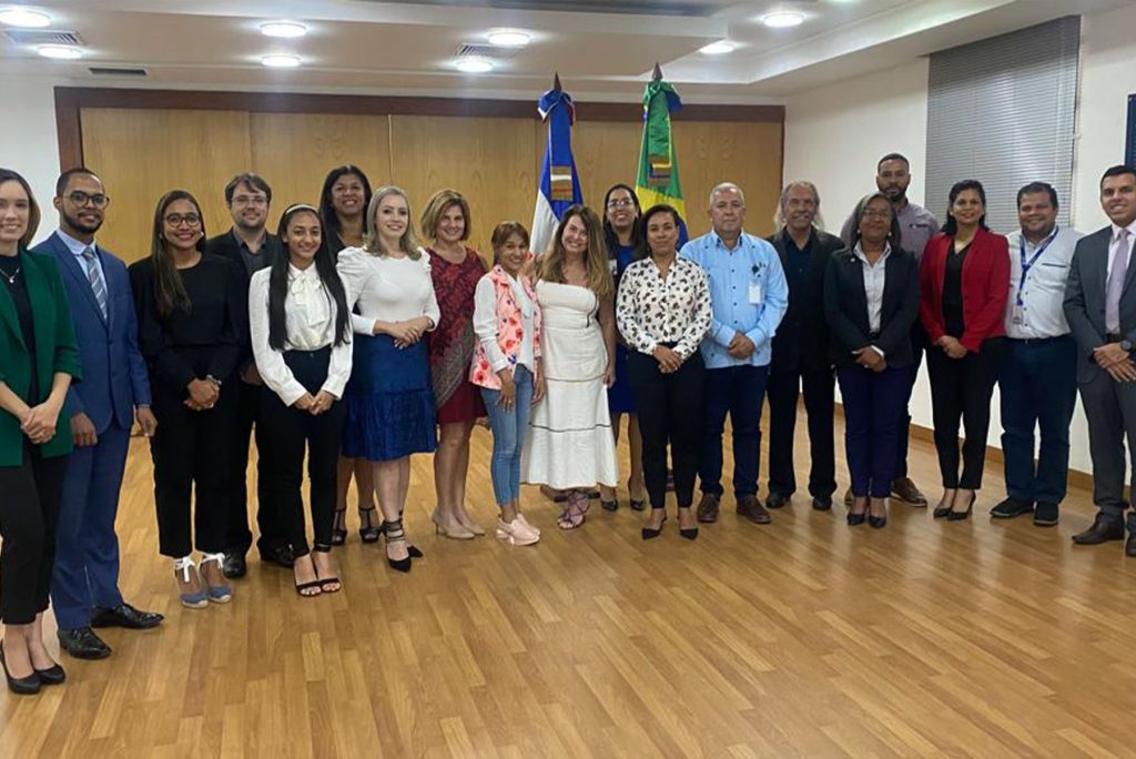 Grupos de trabajo durante el cierre de misión de la IV Reunión de Cooperación Técnica Brasil – Republica Dominicana.
