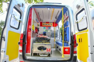  Vista interior de una de las ambulancias.