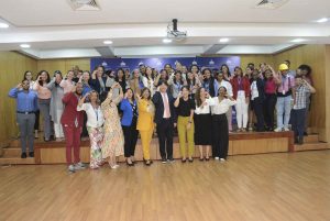 Panel con ADEKOICA sobre empoderamiento de la mujer