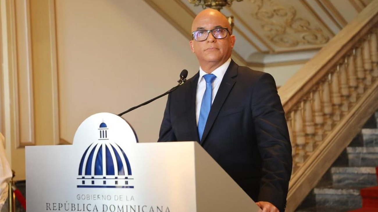 Vocero del Gobierno informa cambios en la agenda presidencial por tragedia de San Cristóbal
