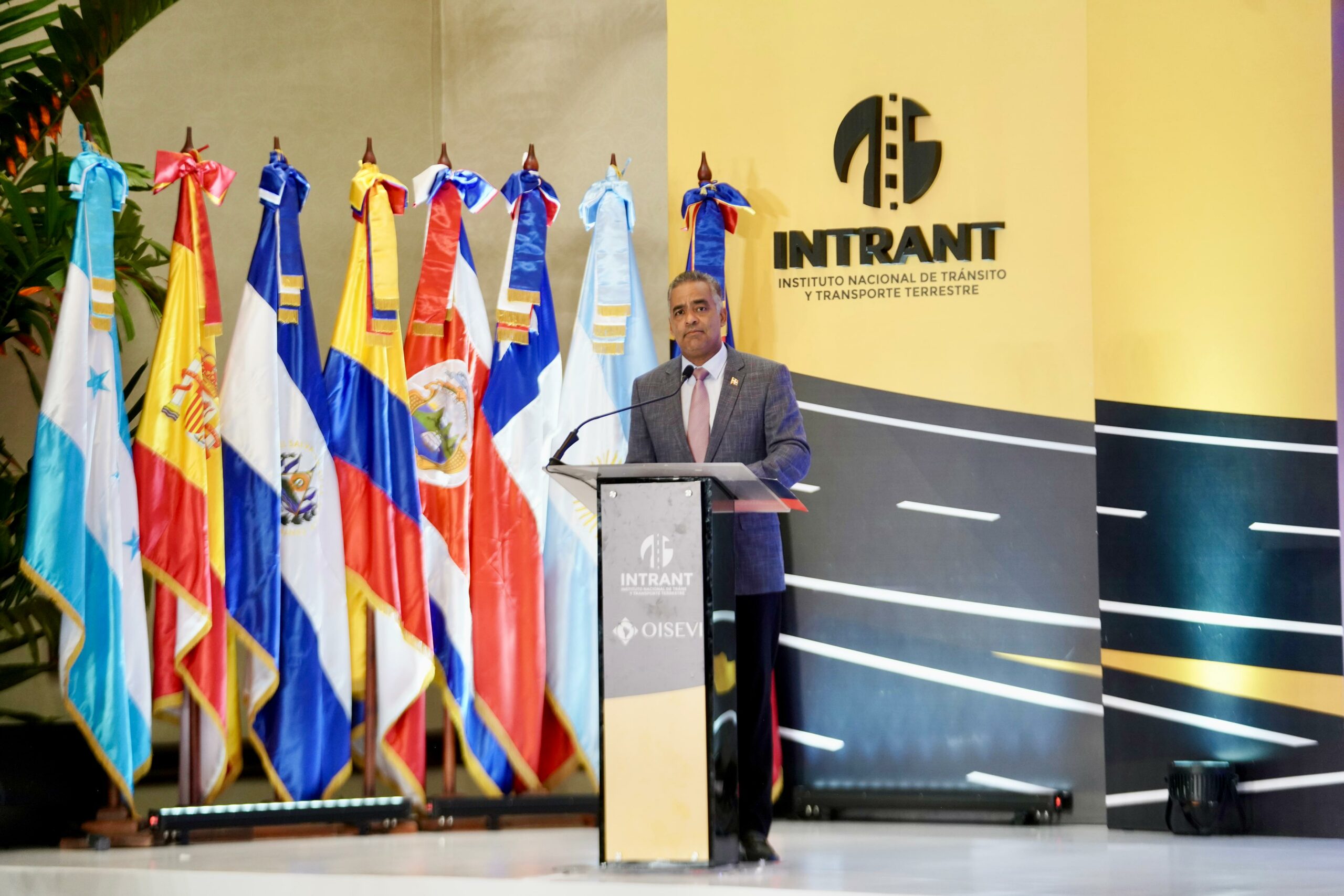 Ministro Joel Santos encabeza Asamblea General del Observatorio Iberoamericano de Seguridad Vial