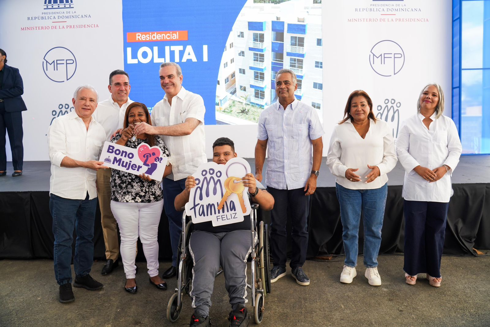 Presidente Luis Abinader entrega 168 nuevas viviendas del Plan Familia Feliz