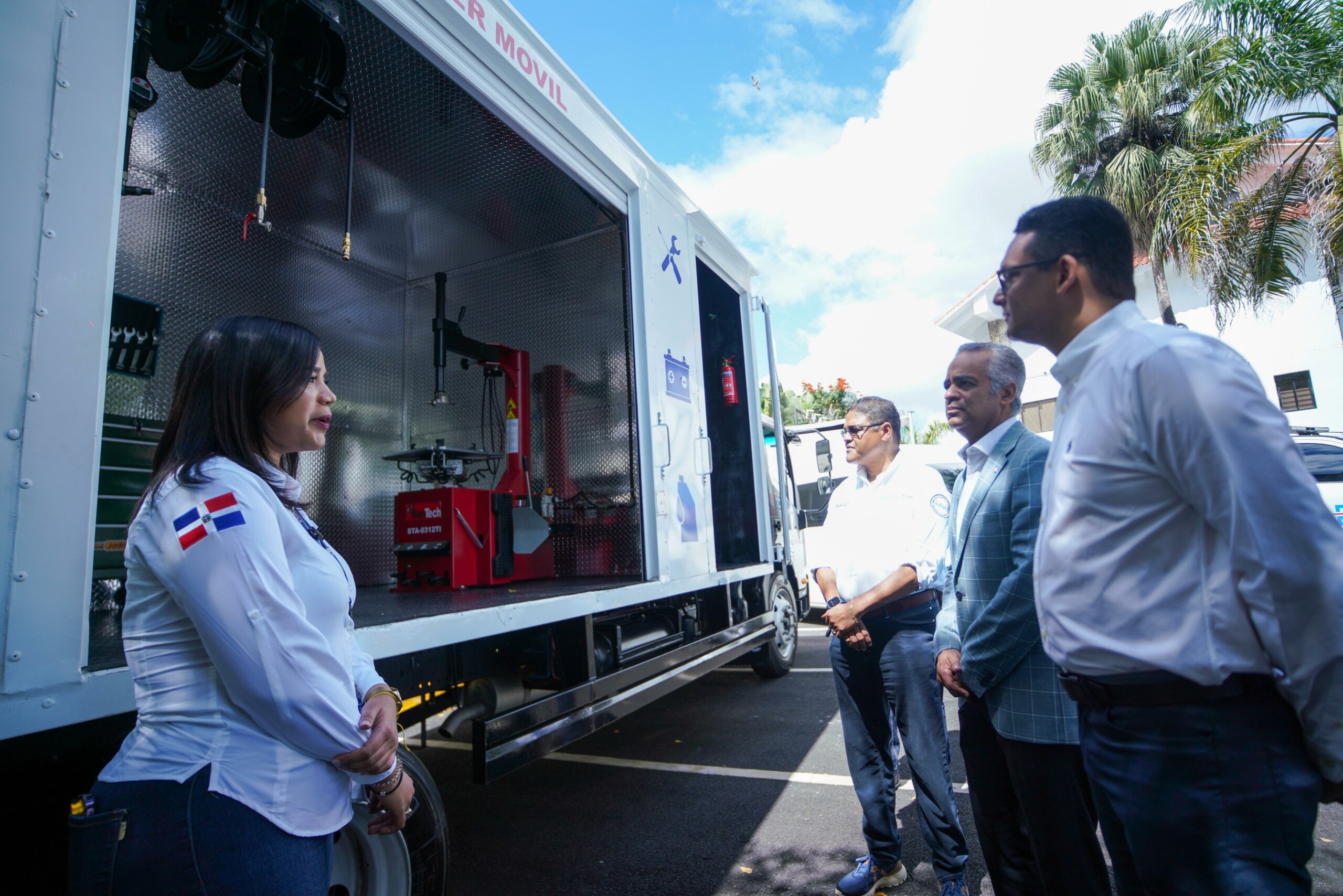 La DAEH incorpora cuatro talleres móviles para reducir los tiempos de respuesta de las ambulancias que asisten al Sistema 9-1-1
