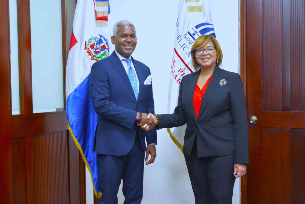 Visita emb dominicano Arabia Saudita con vice Olaya Dotel