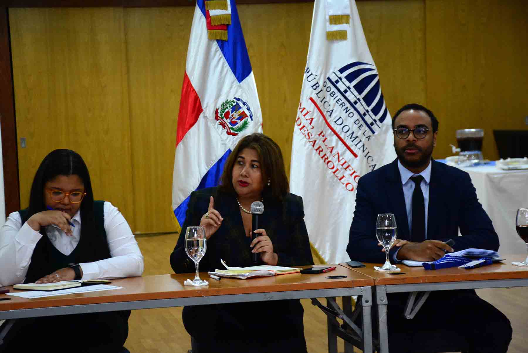 CASFL forma mesa interinstitucional para definir la estrategia sobre los convenios de gestión con las asociaciones sin fines de lucro