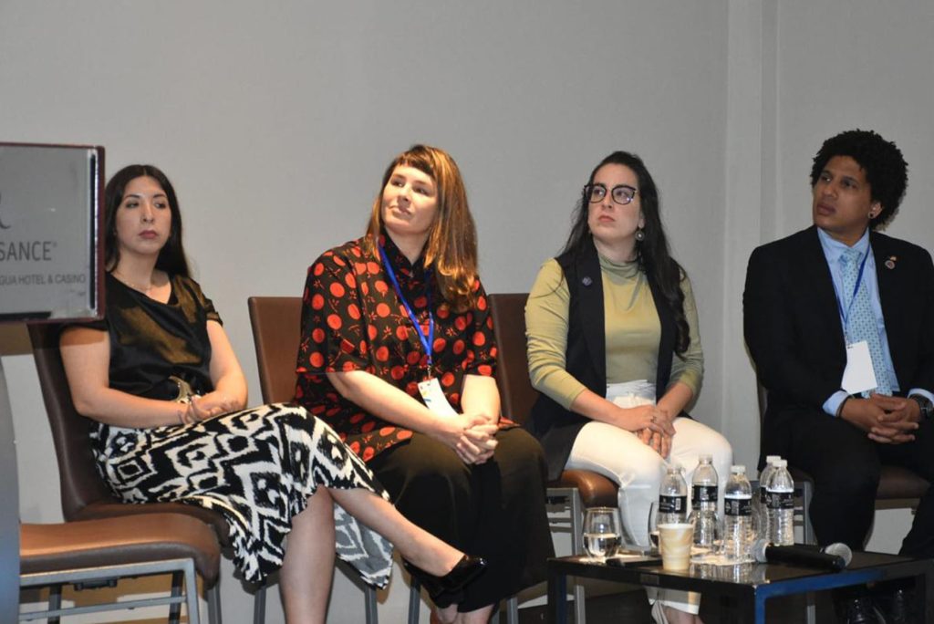 En el segundo panel, “Innovando para ser sostenibles”, participaron Isabel Brigard de la Escuela de Justicia de Ecuador; Ingrid Lowenberg, de Acontability Lab de México, y Paula Castells de Colombia.