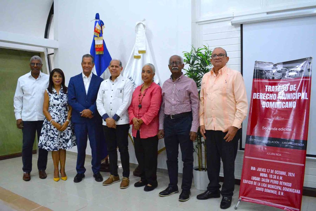 Ministerio de Economía fomenta divulgación de conocimientos sobre derecho municipal dominicano