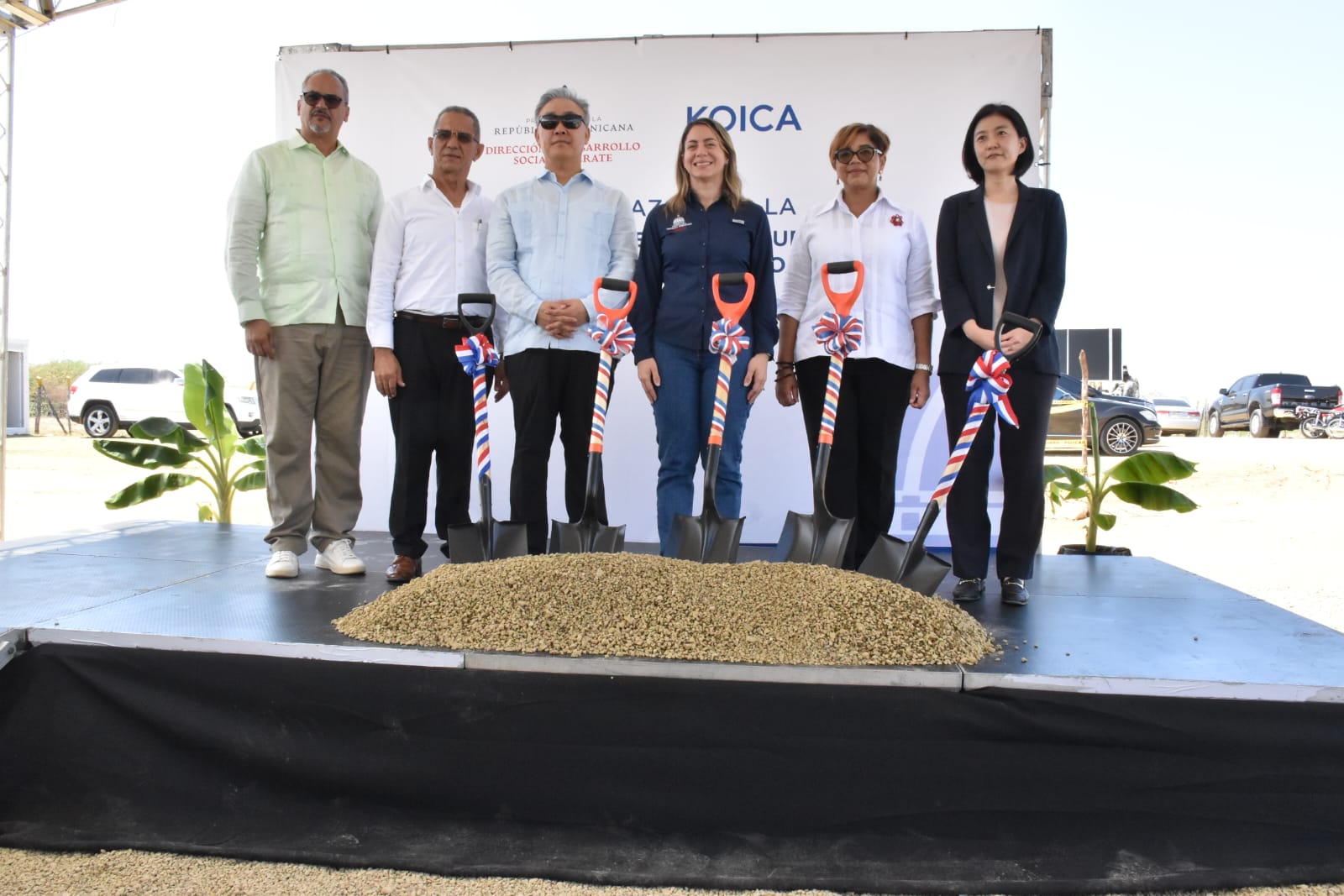 Gobierno dominicano y KOICA dan primer palazo para construir centro de capacitación de mujeres en Hatillo Palma