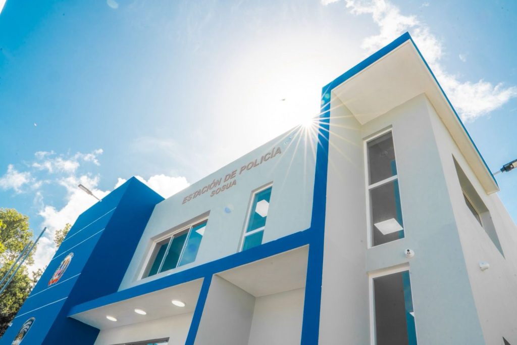 Paliza entrega nueva estación de la Policía Nacional en Sosua; anuncia plan de relanzamiento y puesta en valor del destino 3