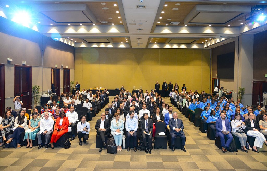 Gobierno dominicano y JICA conmemoran 40 años del servicio de voluntarios japoneses