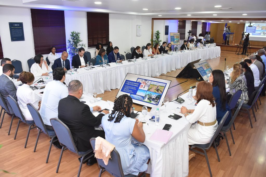 Gobierno dominicano y socios cooperantes definen estrategias para atender resultados del monitoreo de la cooperación