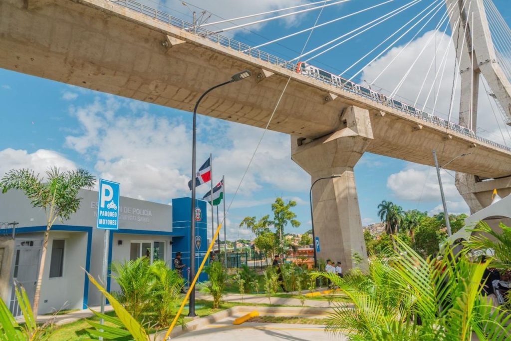 Ministro Paliza inaugura estación policial en Nuevo Domingo Savio