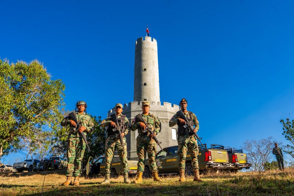 Ministros de la Presidencia y de Defensa recorren zona fronteriza norte para reforzar seguridad y atender necesidades comunitarias