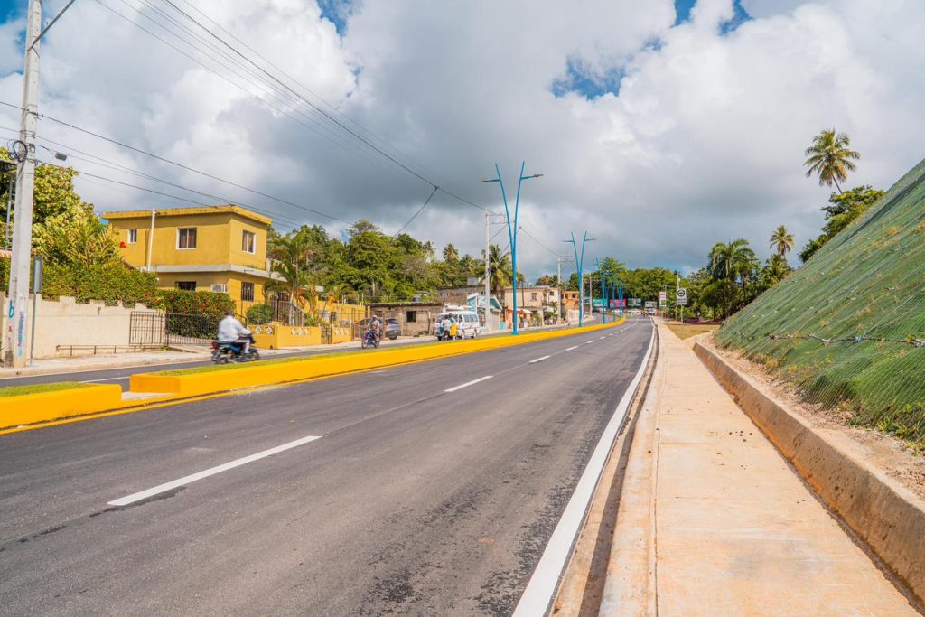 Presidente Abinader inaugura ampliación de la entrada de Samaná con inversión de RD$270 millones