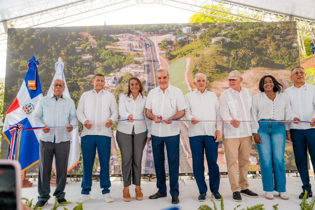 Presidente Abinader inaugura ampliación de la entrada de Samaná con inversión de RD$270 millones