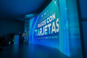 Ministro Paliza acompaña al presidente Abinader en puesta en marcha de sistema para el pago de impuestos aduanales con tarjetas bancarias