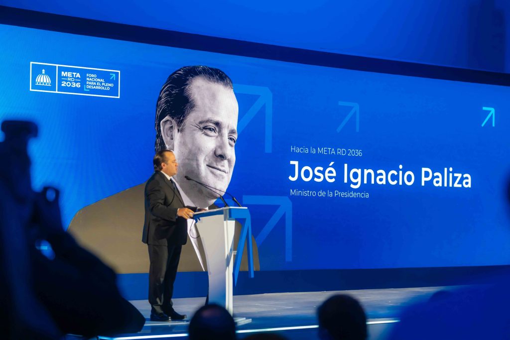 Ministro Paliza encabeza apertura del primer Foro Meta RD 2036
