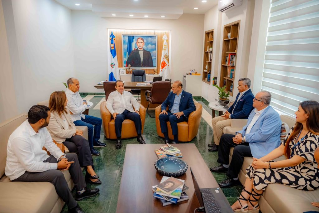 Huella urbana de Santiago crece 24 % y Gobierno impulsa actualización del Plan de Ordenamiento Territorial